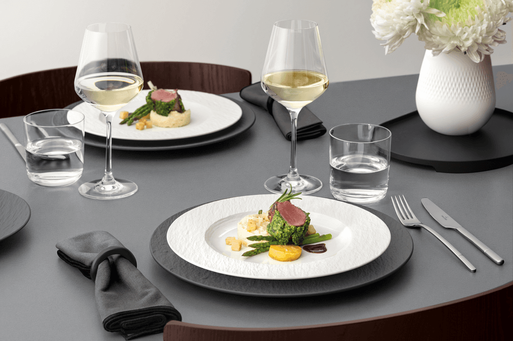 Une table joliment dressée